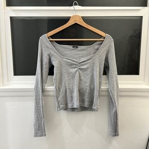 Brandy Melville long sleeve top